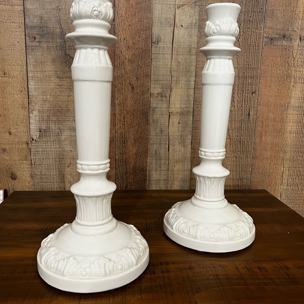 Abigail’s Pair of Elegant White Candle Holders - made in Italy